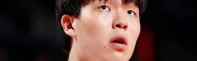 郭士强：杨瀚森8日和男篮会合 希望他通过一年NBA历练能帮到球队