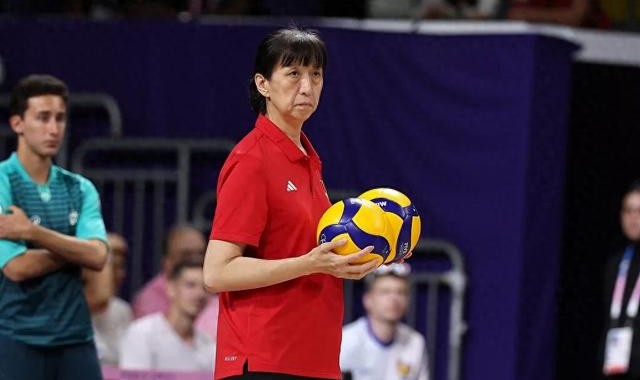 熊猫体育登录入口-赖亚文，当选新一届中国排球协会主席|新华社|中国女排|郎平|王宝泉|蔡斌_新浪新闻